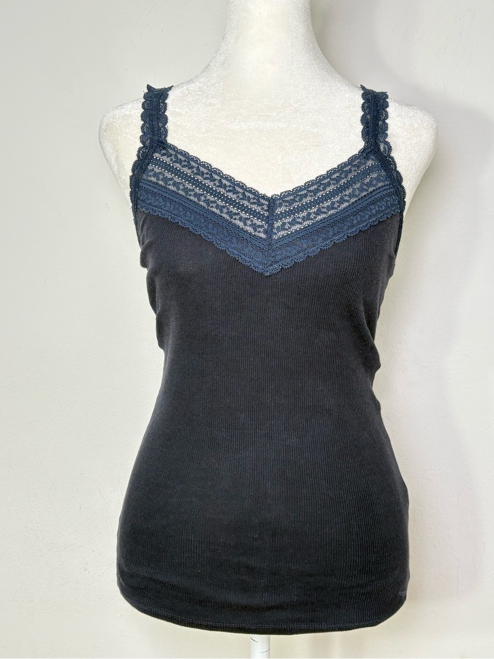 Vintage Y2K Abercrombie & Fitch 2000s Lace Trim Ribbed Cami Tank Top